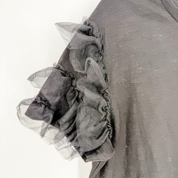 Lea & Viola Black Short Sleeve Tee with Ruffle Detail - Picture 3 of 4